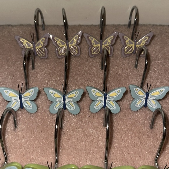 12 Butterfly Shower Curtain Hooks - Picture 5 of 8